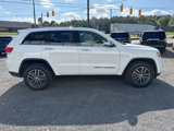 Used 2018 Jeep Grand Cherokee Limited image 5