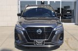Used 2021 Nissan Kicks SR image 3