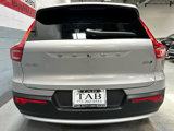 Used 2024 Volvo XC40 B5 Core image 4