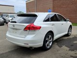Used 2010 Toyota Venza AWD image 2