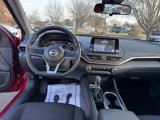 Used 2023 Nissan Altima 2.5 SV image 2