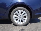 Used 2017 Volkswagen Golf S image 3