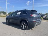 Used 2019 Jeep Cherokee Limited image 5