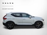 Certified 2025 Volvo XC40 B5 Core image 2