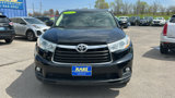 Used 2014 Toyota Highlander XLE image 3