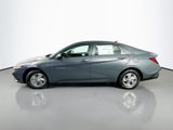 New 2025 Hyundai Elantra SE image 4
