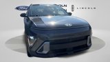 Used 2024 Hyundai Kona SEL image 3