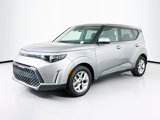 Used 2023 Kia Soul LX w/ LX Technology Package image 3