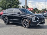 Used 2022 Mitsubishi Outlander SE image 2