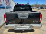 Used 2011 Nissan Frontier SL w/ Moonroof Pkg image 4