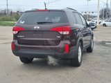 Used 2015 Kia Sorento LX image 3