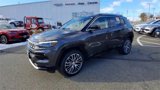 Certified 2022 Jeep Compass Limited w/ Elite Group image 4