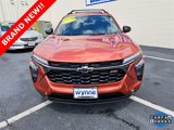 Used 2024 Chevrolet Trax RS w/ Sunroof Package image 2