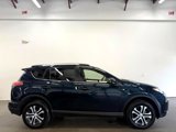 Used 2017 Toyota RAV4 LE image 2