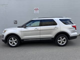 Used 2017 Ford Explorer XLT w/ Equipment Group 202A image 3