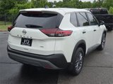 Used 2023 Nissan Rogue S image 5