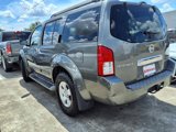 Used 2005 Nissan Pathfinder XE image 3