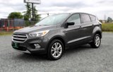 Used 2017 Ford Escape SE image 3