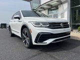 Used 2022 Volkswagen Tiguan SEL R-Line image 2