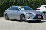 Used 2024 Lexus ES 300h w/ Premium Package image 2