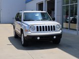 Used 2012 Jeep Patriot Latitude image 2