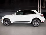 Certified 2025 Porsche Macan image 2