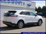 Used 2022 Ford Edge SEL w/ Convenience Package image 4