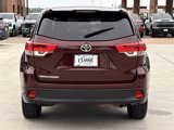Used 2019 Toyota Highlander LE image 5
