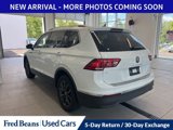 Used 2022 Volkswagen Tiguan SE w/ Panoramic Sunroof Package image 4