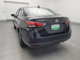 Used 2022 Nissan Versa SV image 6