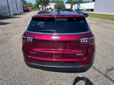 Used 2022 Jeep Compass Latitude image 4