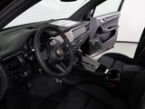Used 2024 Porsche Macan image 4