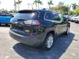 Used 2019 Jeep Cherokee Latitude w/ Popular Appearance Group image 3
