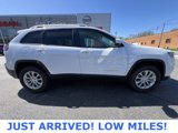 Used 2020 Jeep Cherokee Latitude image 2