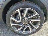 Used 2025 Land Rover Discovery S image 3