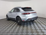 Certified 2024 Porsche Macan image 3