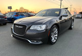 Used 2017 Chrysler 300 C image 3