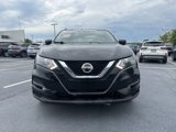 Used 2020 Nissan Rogue Sport SV image 2