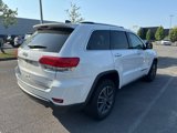 Used 2017 Jeep Grand Cherokee Limited image 3