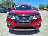 Used 2017 Nissan Rogue SL image 2