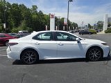 Used 2023 Toyota Camry SE image 2