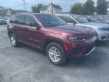 Used 2023 Jeep Grand Cherokee Laredo X image 2