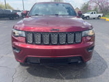 Used 2018 Jeep Grand Cherokee Altitude image 3