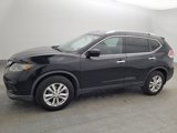Used 2016 Nissan Rogue SV image 2