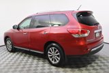 Used 2016 Nissan Pathfinder S image 3