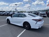Used 2022 Toyota Camry SE image 3