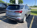 Used 2024 Chevrolet Equinox LT image 2