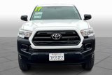 Used 2017 Toyota Tacoma SR image 3