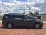 Used 2021 Chrysler Pacifica Touring-L image 6