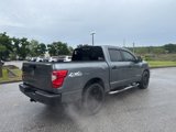 Used 2017 Nissan Titan S image 5